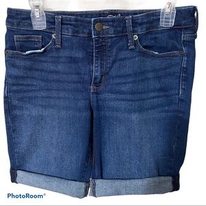 Universal Thread mid rise Bermuda denim shorts